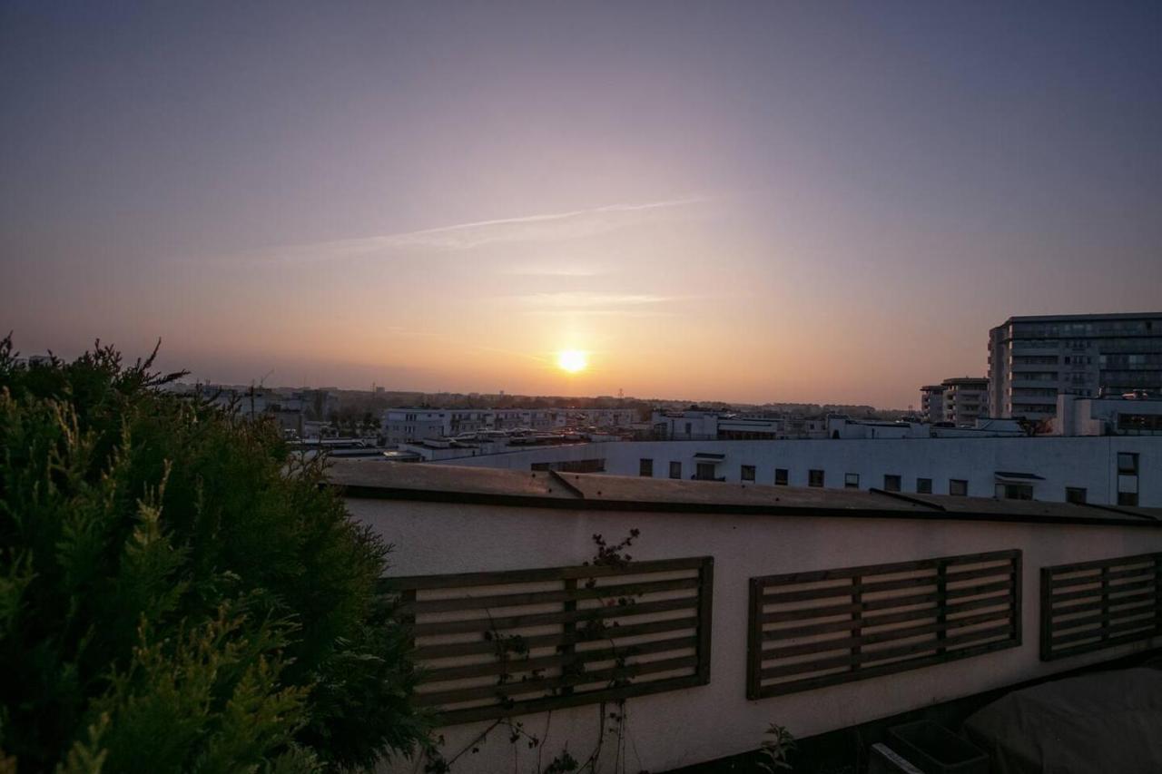 Dwupoziomowy, Rodzinny Apartament. Ochrona, Garaz. Varsóvia Exterior foto
